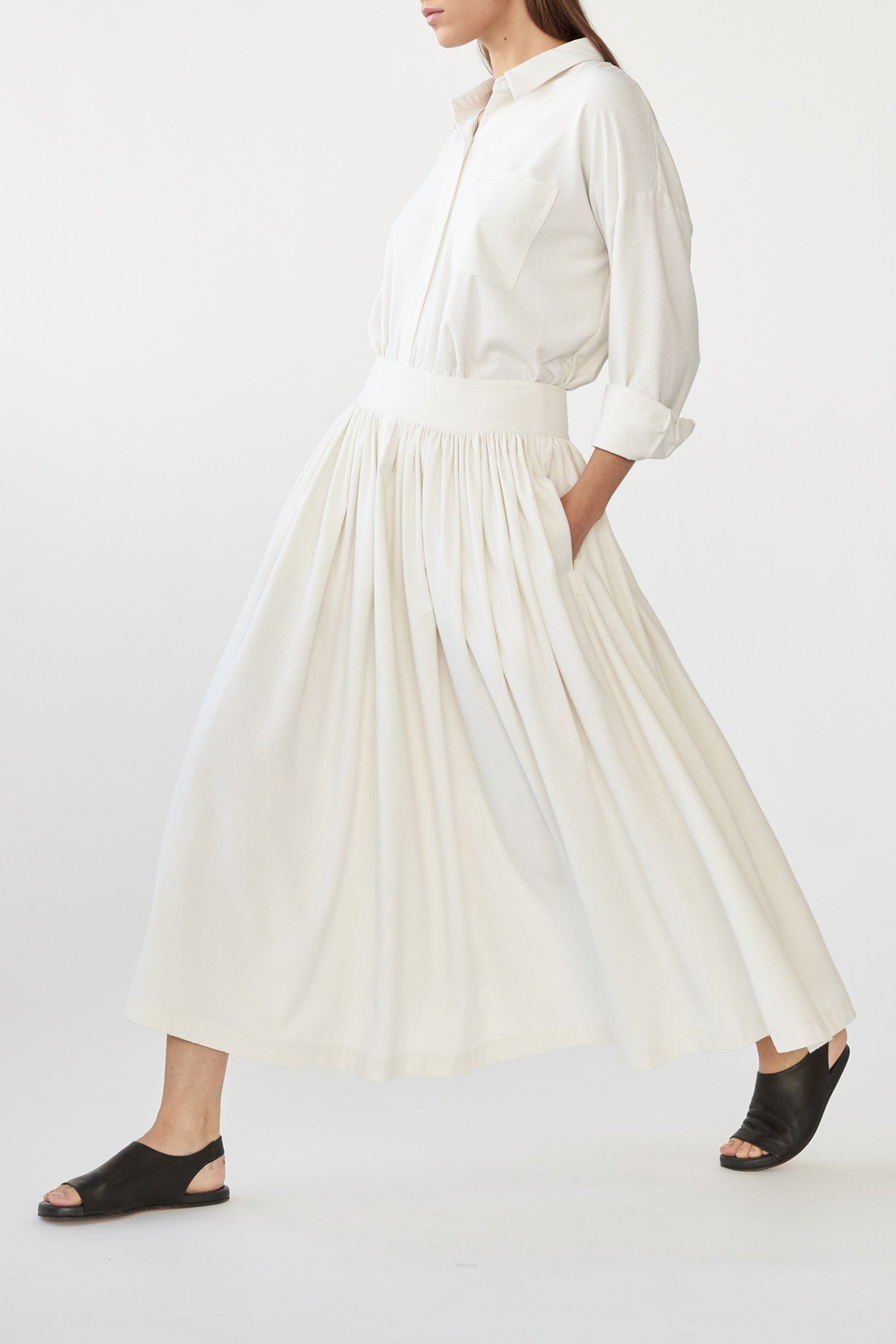 ISEA SKIRT - OFF WHITE