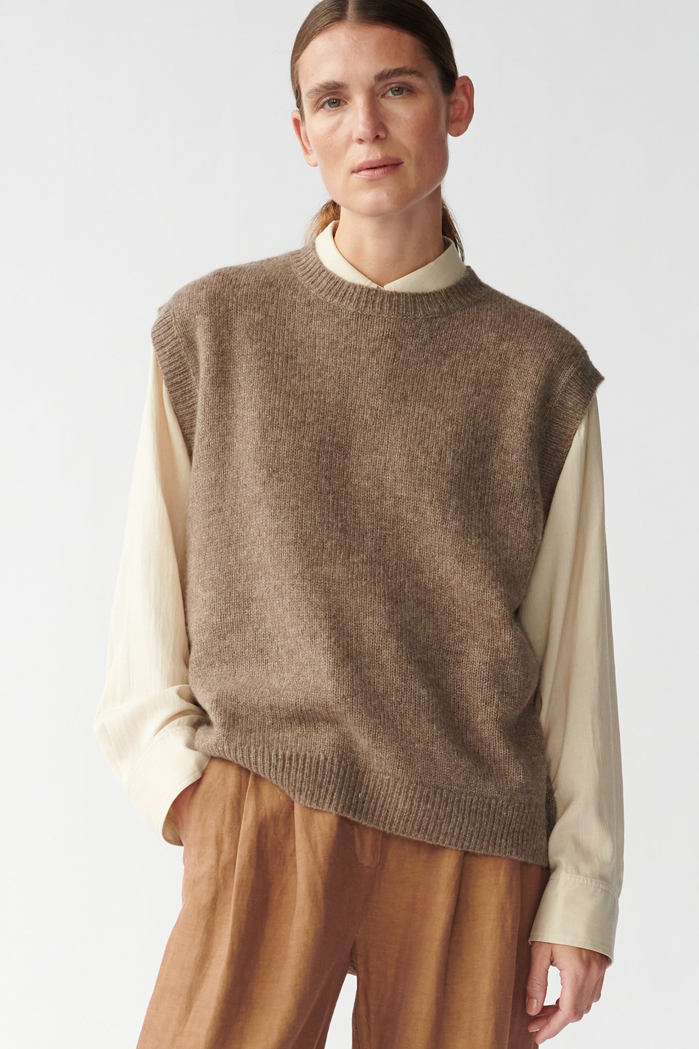 MAE KNIT VEST - HAZELNUT - SILK/CASHMERE