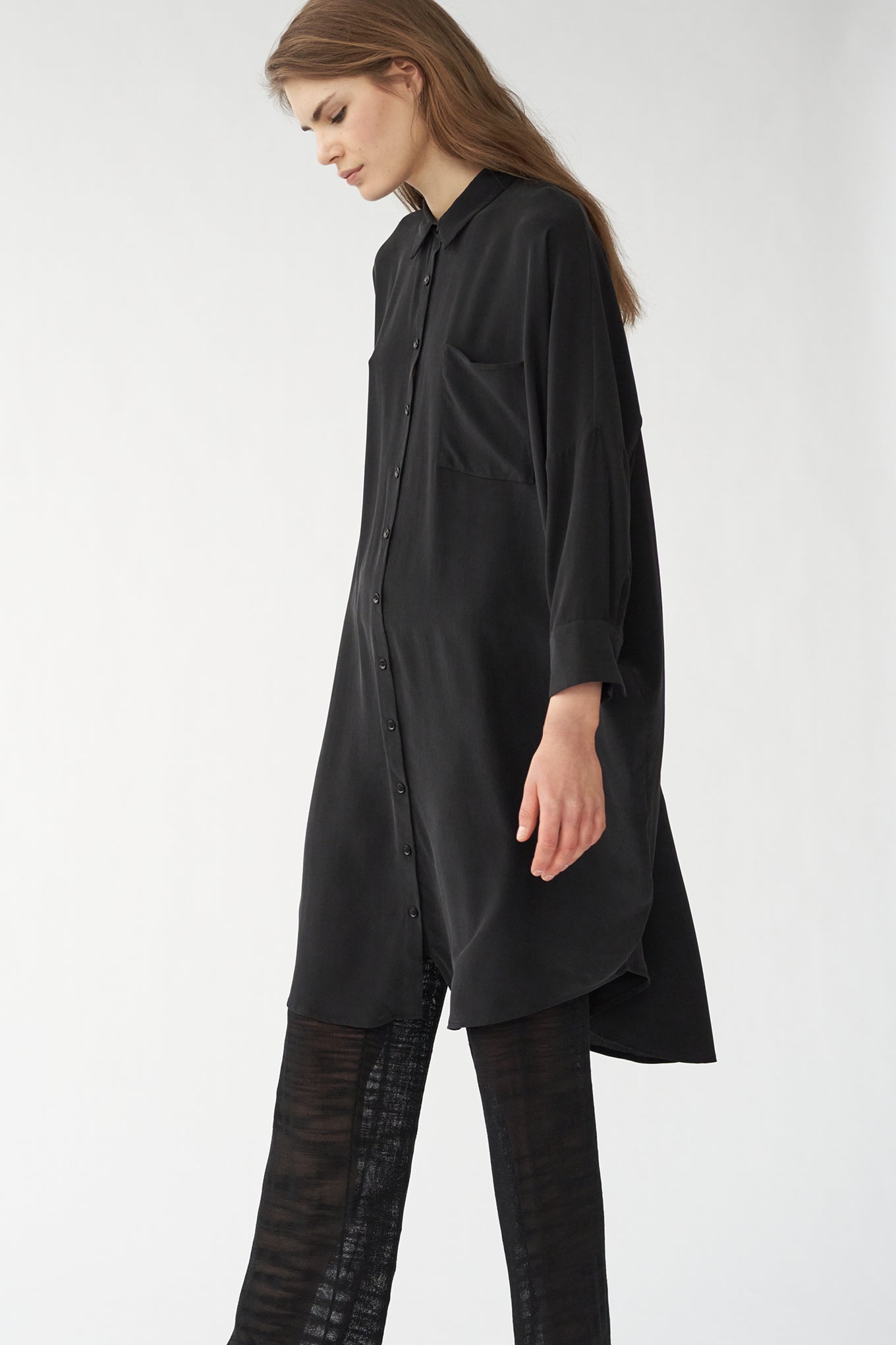 OVERSIZE SHIRT DRESS - BLACK - SAND WASHED CREPE DE CHINE